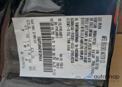 2005 Ford Focus Zx4 z USA, uszkodzony, nr VIN 1FAFP34N45W189064